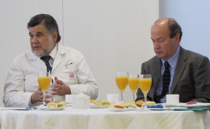 Dr. Ernesto Benhke y Dr. Pablo Vial