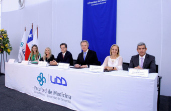 Egresados de nutrición, kinesiología y fonoaudiología reciben título profesional