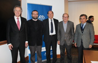 UDD tiene sus primeros egresados del Doctorado en Ciencias e Innovación en Medicina