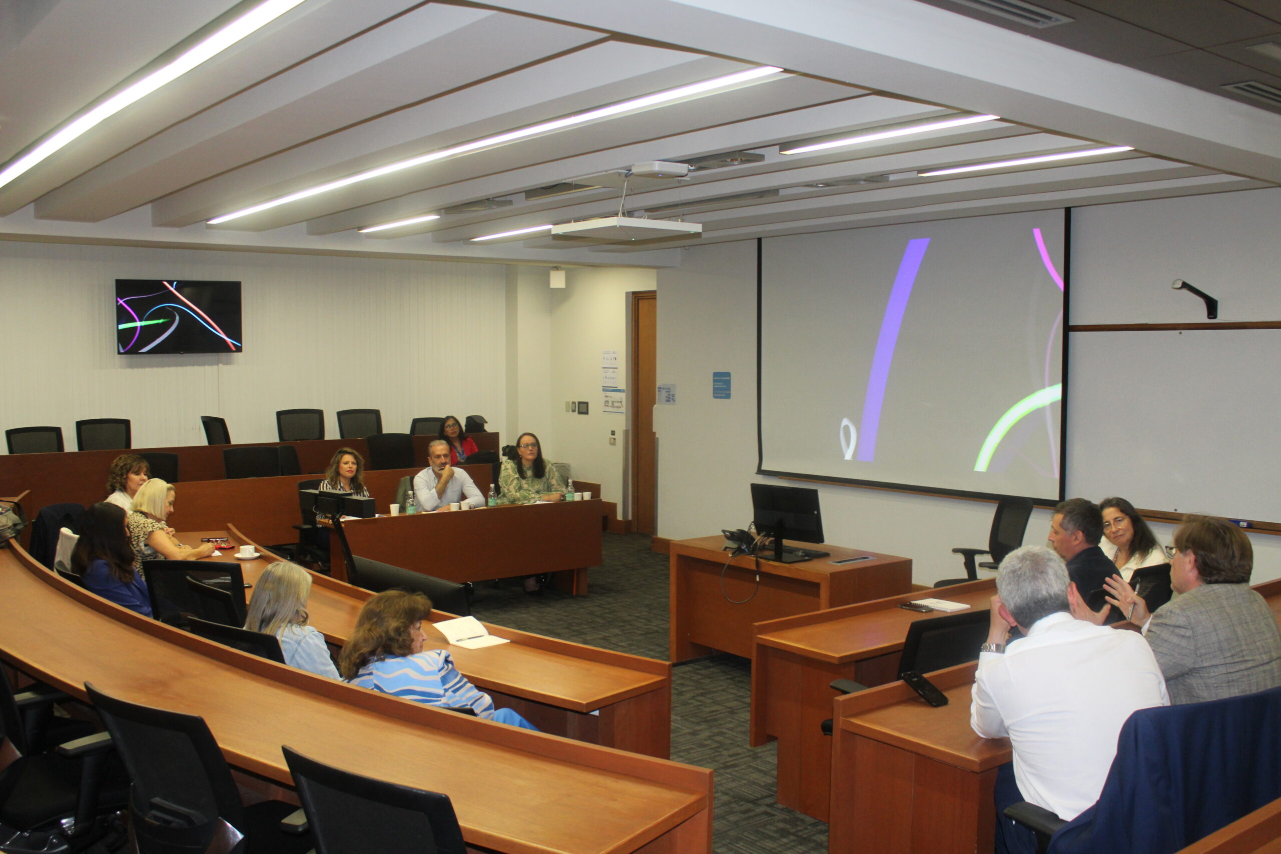 Representantes De HM Hospitales Y UCJC Visitan La Universidad Del