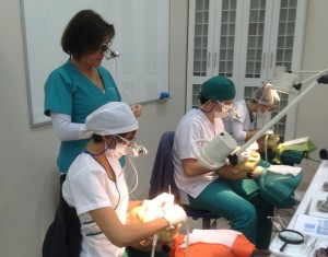 Uso de lupas en pregrado de Odontología UDD