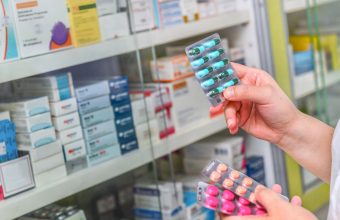 Proyecto Fonis: CEPS UDD busca identificar barreras y facilitadores en el acceso a medicamentos para enfermedades no transmisibles prioritarias en Chile