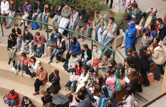 Magia y Poesía se tomaron la Facultad de Medicina