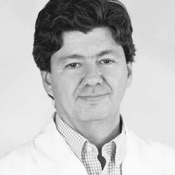 Dr. Gustavo Rencoret Palma