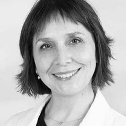 Dra. Marta Smith Torres