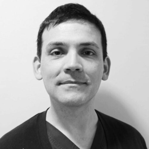 Dr. Álvaro Salazar Howard