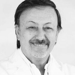 Dr. Ricardo Erazo Torricelli