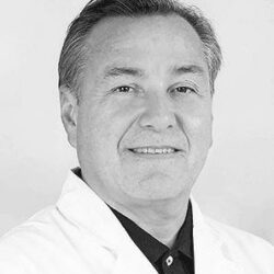 Dr. Daniel Pedraza Soto