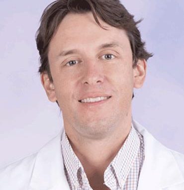 Dr. Gustavo  Walsen Arangua