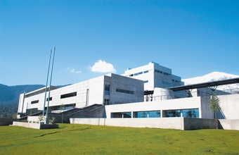 Estudiantes comprometidos con los trabajos de invierno